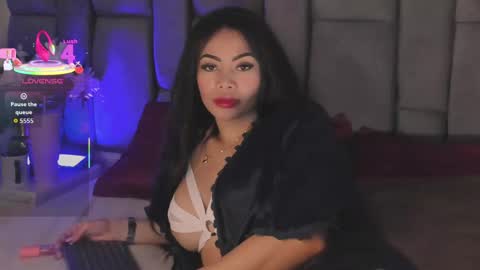 Emily Flame online show from 10.17.25