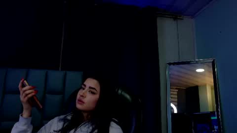 Snapshot of emilygh1_ chatting on 06.14.26 Emily online show from 06.14.26
