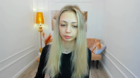 Emily online show from 04.05.26