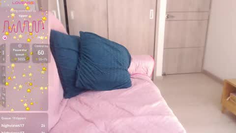 Snapshot of emilyguss chatting on 01.20.25 Emily online show from 01.20.25