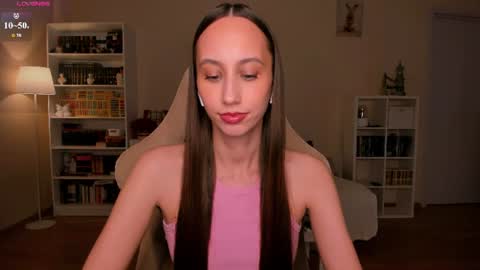 Snapshot of emilyhoston chatting on 07.14.26 Alina online show from 07.14.26