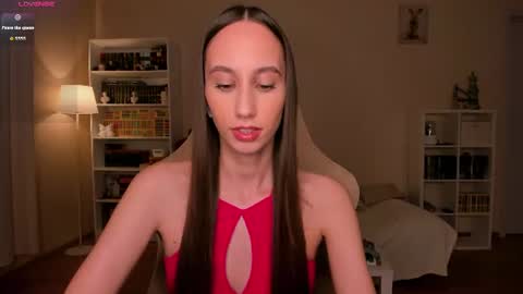Snapshot of emilyhoston chatting on 07.15.26 Alina online show from 07.15.26
