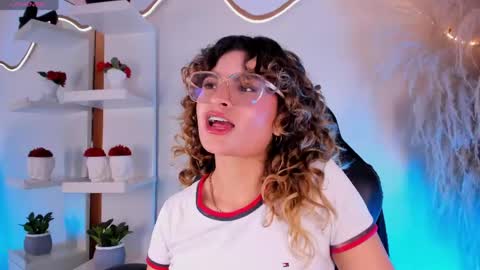 Emilyjonnes  online show from 05.31.26