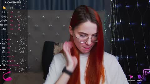 Snapshot of emilykents chatting on 01.17.25 EmilyKents online show from 01.17.25