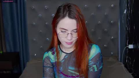 Snapshot of emilykents chatting on 02.10.25 EmilyKents online show from 02.10.25