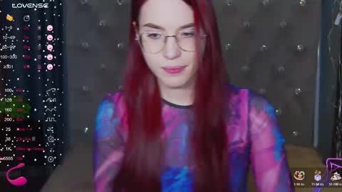 Snapshot of emilykents chatting on 02.17.25 EmilyKents online show from 02.17.25