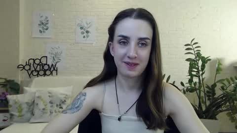 Emyli online show from 01.06.25