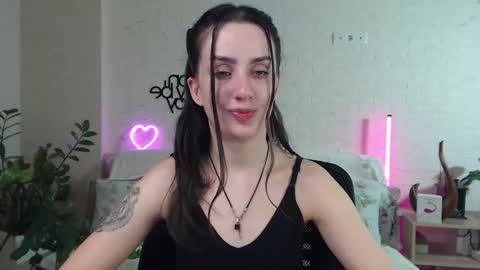 Emyli online show from 03.03.25