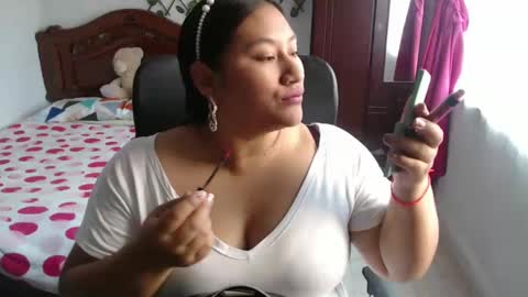 Snapshot of emilylove14 chatting on 12.29.24 Emily Cortez online show from 12.29.24