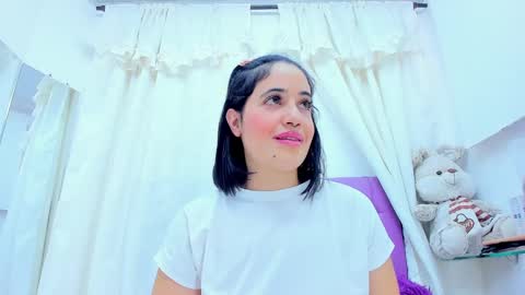 Emily online show from 01.05.25