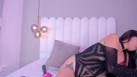 Emily Miller online show from 01.14.26