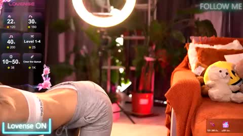 Emily online show from 11.24.25