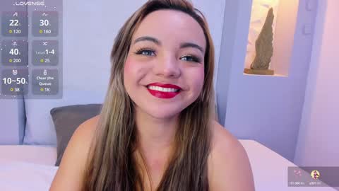 Snapshot of emilyrouss_ chatting on 01.08.25 EMILY online show from 01.08.25