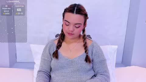 Snapshot of emilyrouss_ chatting on 01.21.25 EMILY online show from 01.21.25