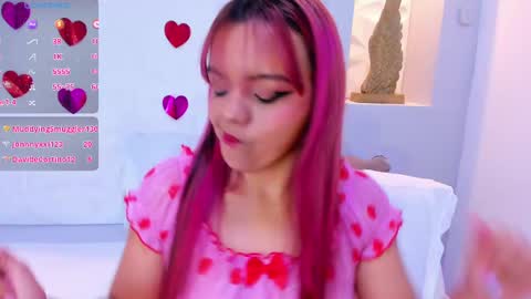 Snapshot of emilyrouss_ chatting on 02.20.25 EMILY online show from 02.20.25