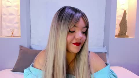 Snapshot of emilyrouss_ chatting on 02.24.25 EMILY online show from 02.24.25