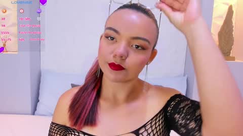 Snapshot of emilyrouss_ chatting on 02.28.25 EMILY online show from 02.28.25