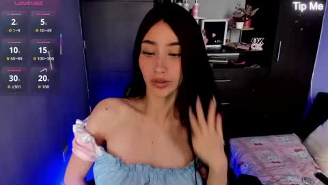Emy online show from 05.14.26