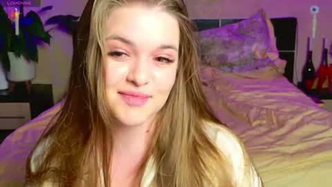 Snapshot of emilywhisperawesome chatting on 06.14.26 emilywhisperawesome online show from 06.14.26