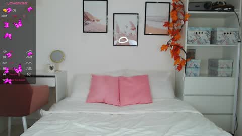 Snapshot of emilyxgrasez chatting on 01.26.25 Emily online show from 01.26.25