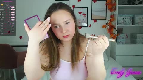 Snapshot of emilyxgrasez chatting on 02.27.25 Emily online show from 02.27.25