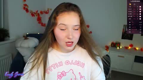 Snapshot of emilyxgrasez chatting on 09.16.25 Emily online show from 09.16.25