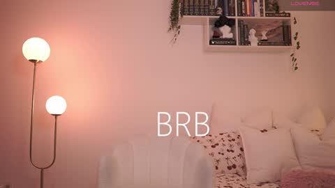 Snapshot of emilyxrose_ chatting on 02.19.25 IG thickemmsss online show from 02.19.25