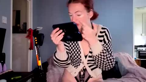 emliyjamesmjb online show from 09.10.25