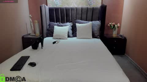 Emm online show from 01.12.25