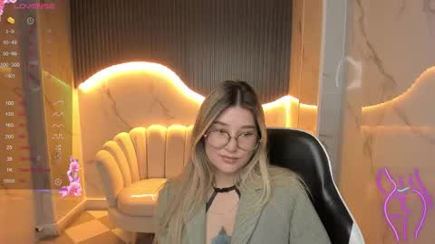 Emma online show from 10.14.25