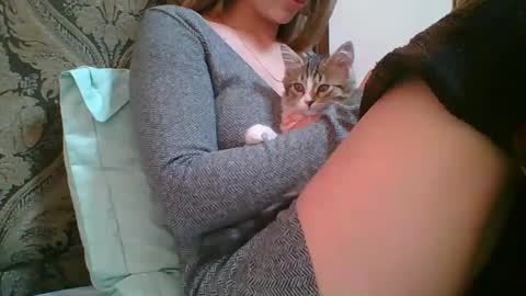 emma_991 online show from 02.11.25