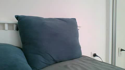 emma_991 online show from 04.21.26