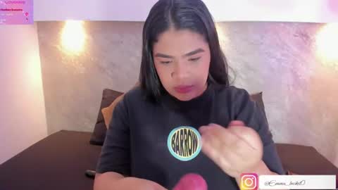 Snapshot of emma__becket chatting on 06.17.26 Emma online show from 06.17.26