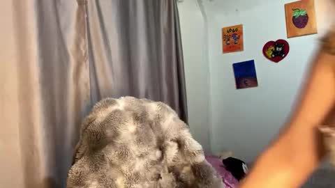 Emma Is here online show from 10.26.25