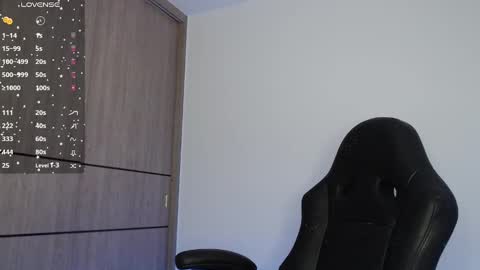 Snapshot of emma_aaa chatting on 01.05.25 Rocio online show from 01.05.25