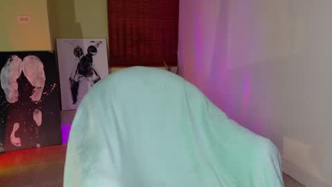 Emma online show from 04.14.26