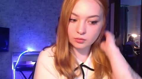Snapshot of emma_blush69 chatting on 06.06.26 Emma and July online show from 06.06.26
