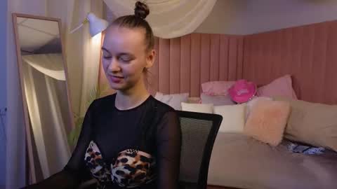 emma_chaser online show from 03.25.26