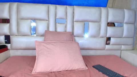 Emma online show from 09.19.25