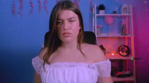 emma_dark_ online show from 07.18.26