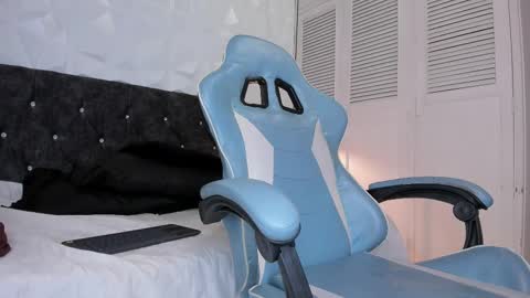 emma_dl2 online show from 02.10.25