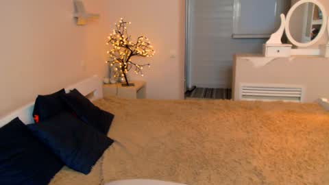 Eva online show from 01.21.25