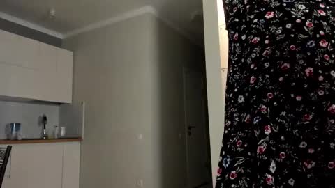 Emma online show from 10.27.25