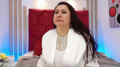 Emma 3 online show from 04.13.26