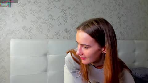 Snapshot of emma_jhons0n chatting on 02.14.25 Emma Mon Tue Thu Fri Sat 3am-9am GTM2 online show from 02.14.25