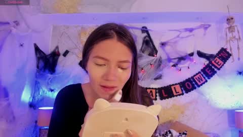 emma_jhoons online show from 10.06.25