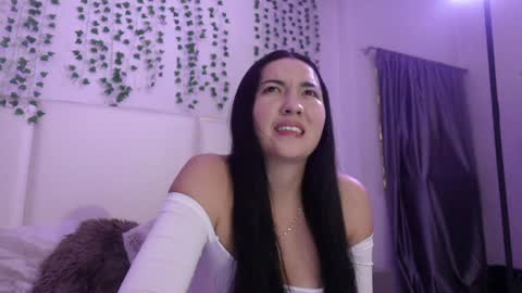 emma_johnson_ online show from 03.03.26