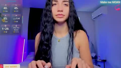 Emma online show from 10.15.25