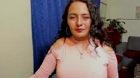 Snapshot of emma_luxy chatting on 09.28.25 emma luxy online show from 09.28.25