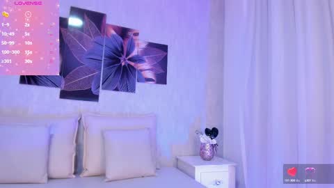 Snapshot of emma_morgann chatting on 03.10.25 Emma Morgann online show from 03.10.25